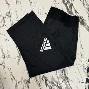 EUC - Adidas 16" approx capris. black Size L